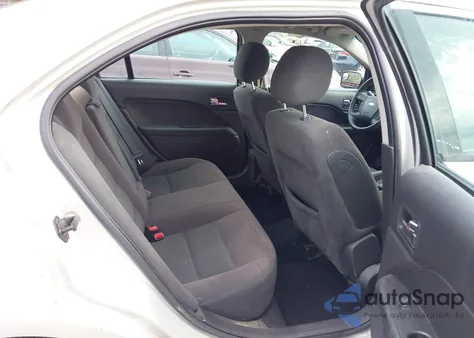 2008 Ford Fusion Se z USA, uszkodzony, nr VIN 3FAHP07158R161166